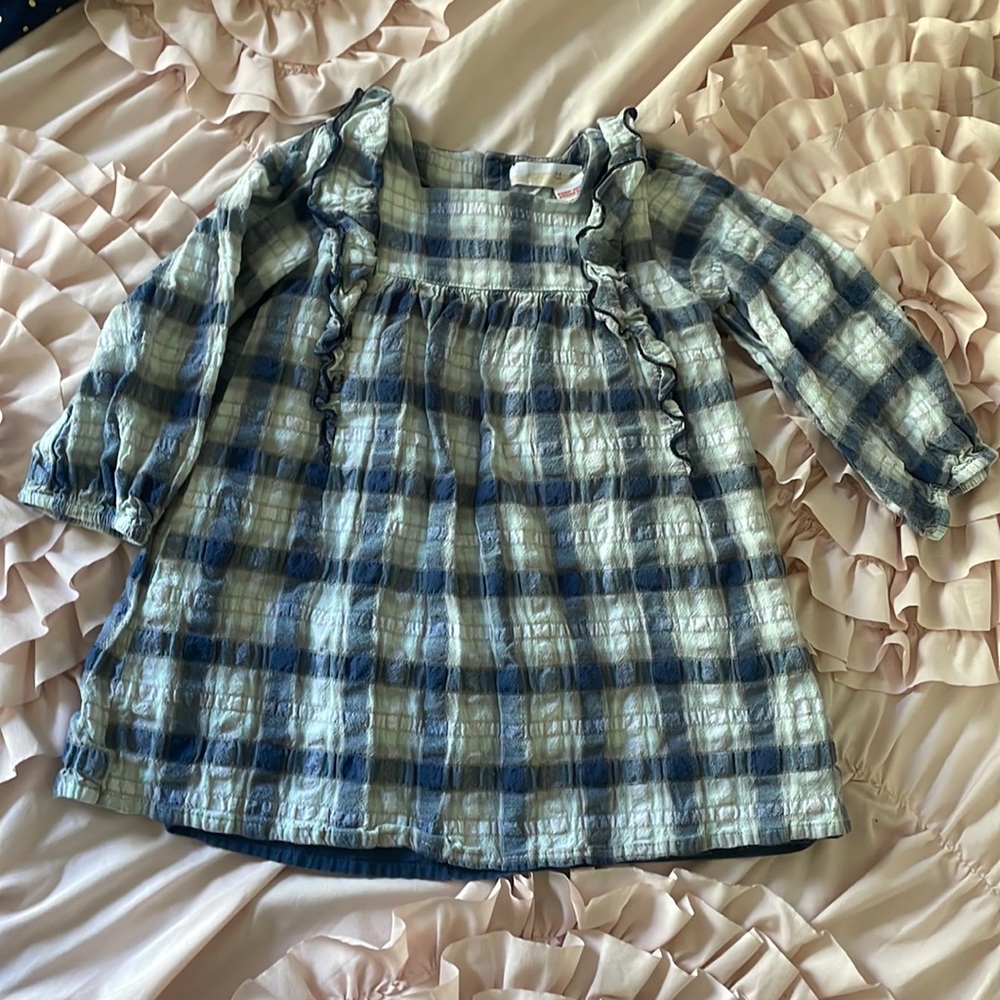 Beautiful Zara dress for your little Fashionista.